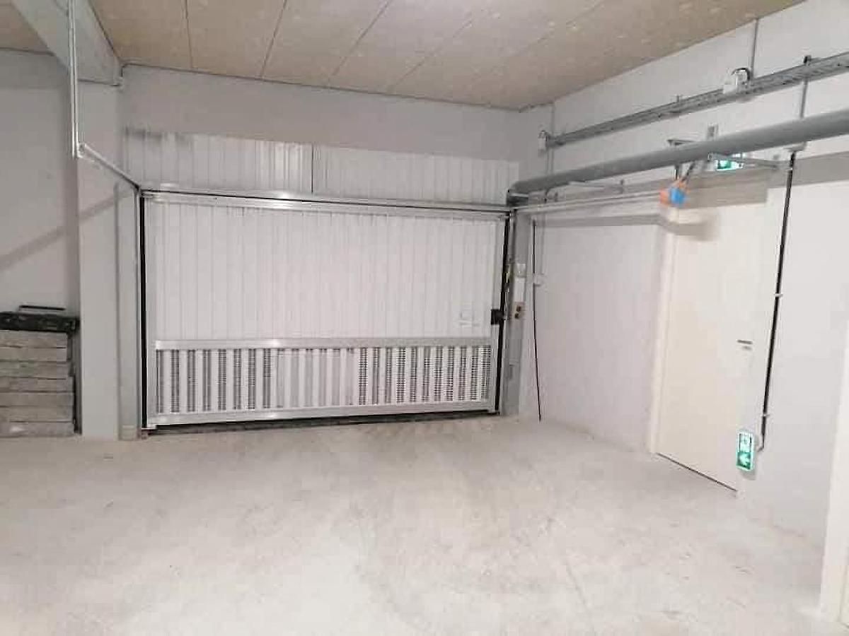 Vibes, Indoor Parking & Air Conditioning *