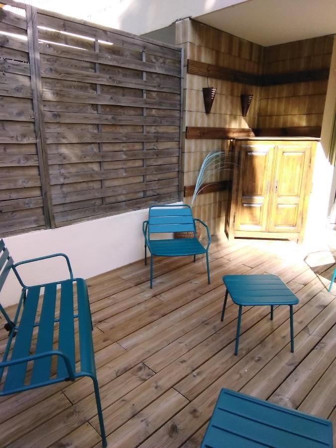 Apartment Nice- Gairaut - Jardin Prive- Grand F1 Lumineux-piscine Collective *