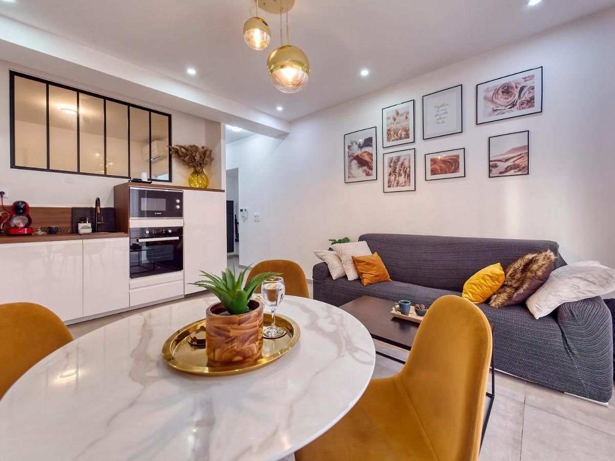 Appartement Vibes, Indoor Parking & Air Conditioning Nice