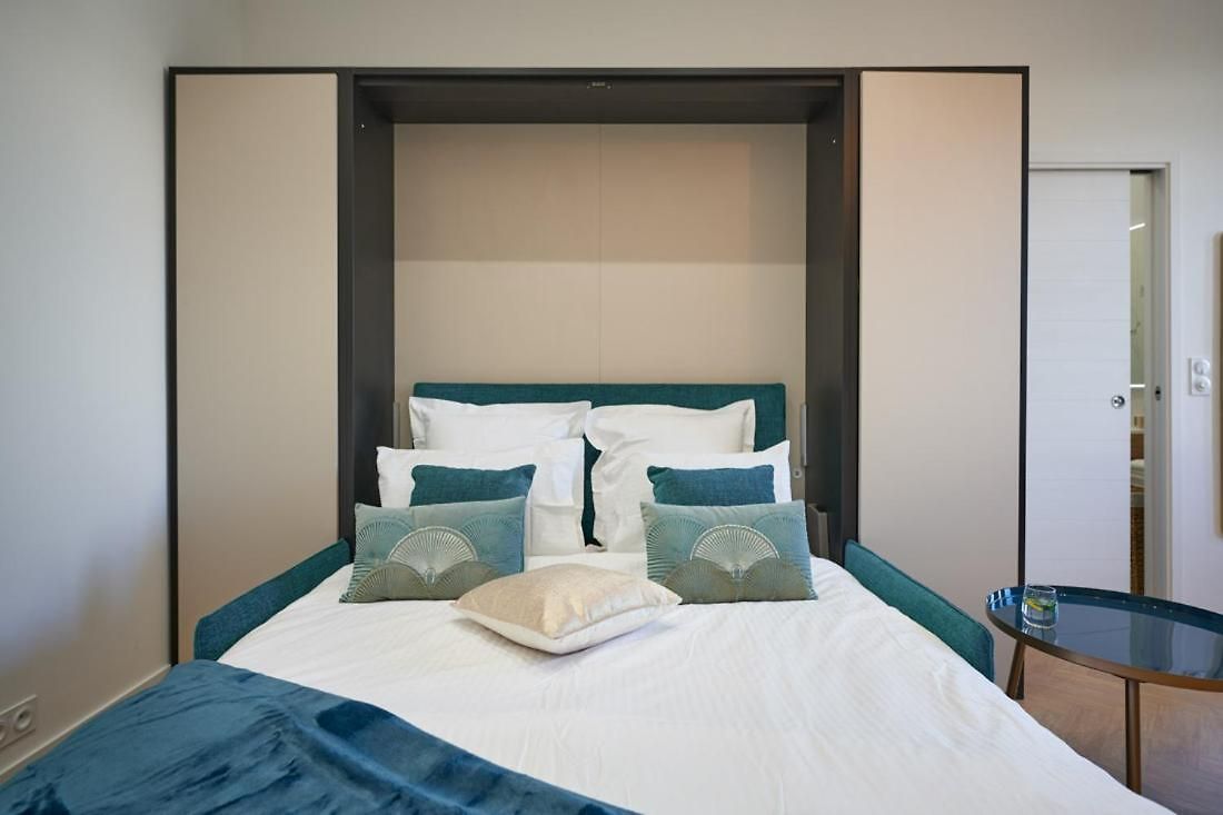 Sunlight - Daffia - Beautifully Renovated Studio, Pad In Nice