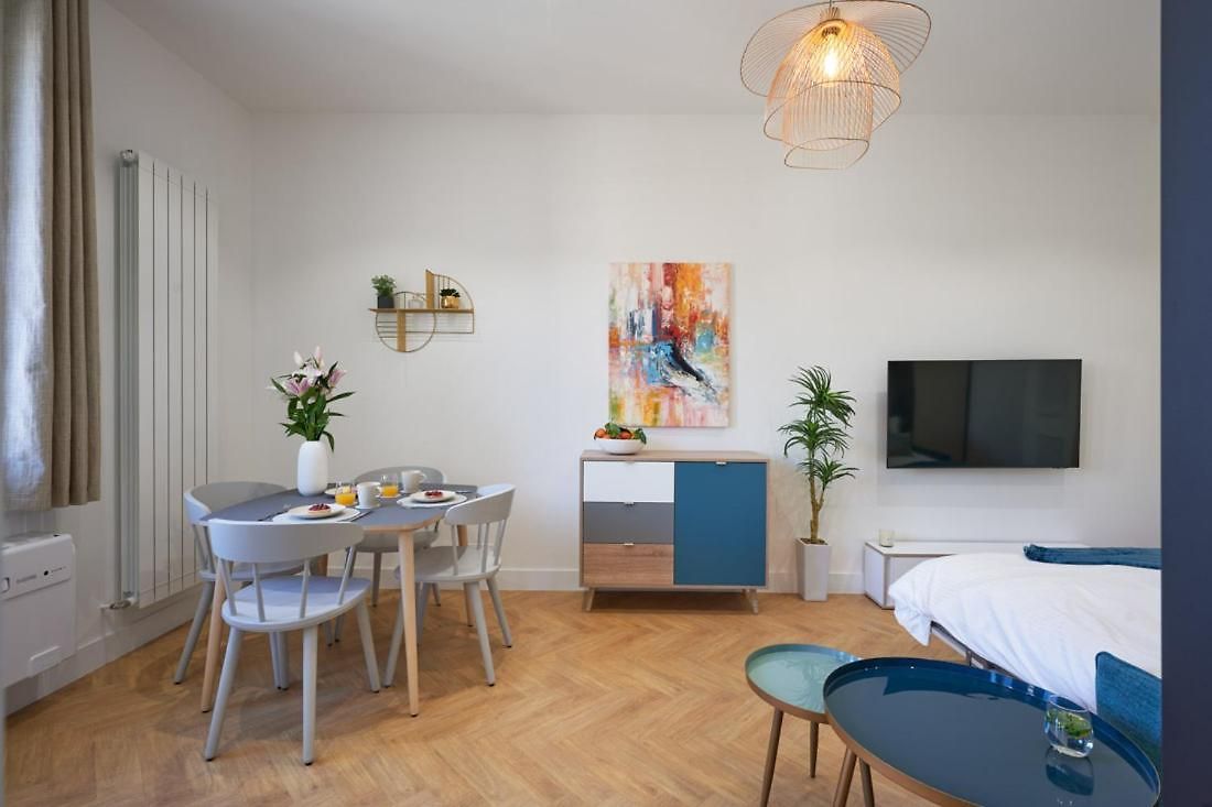 Appartement Sunlight - Daffia - Beautifully Renovated Studio, Pad In Nice