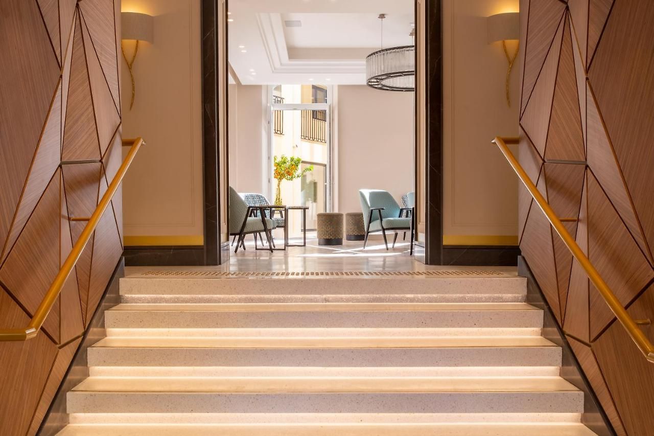 Apollinaire Hotel