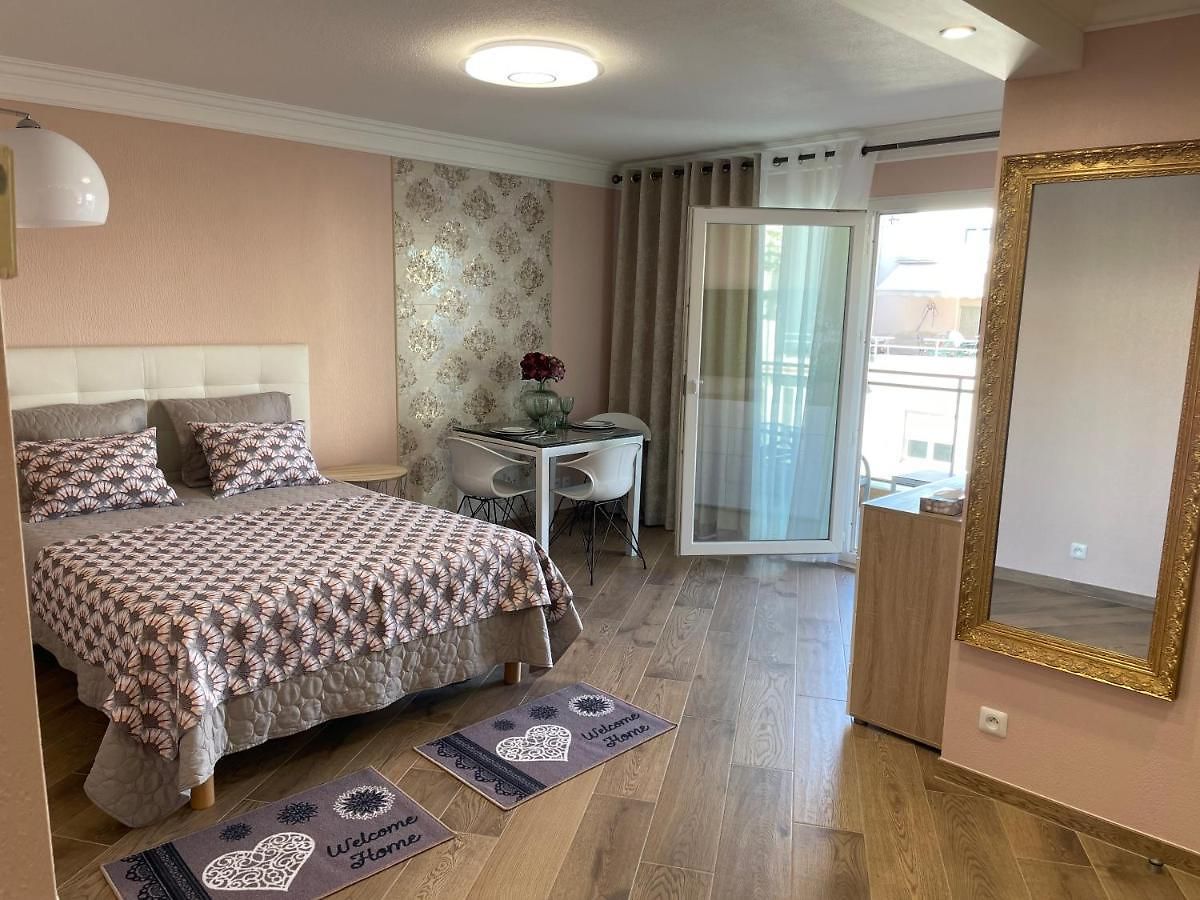 With Swimming Pool 60 Meters Near The Nice