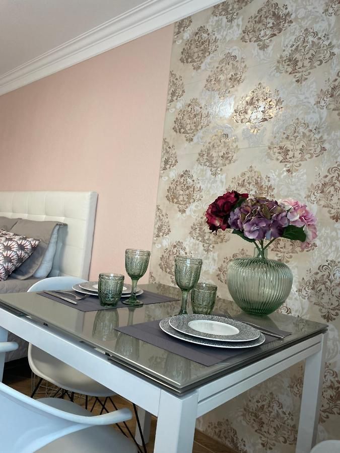 Appartement With Swimming Pool 60 Meters Near The *