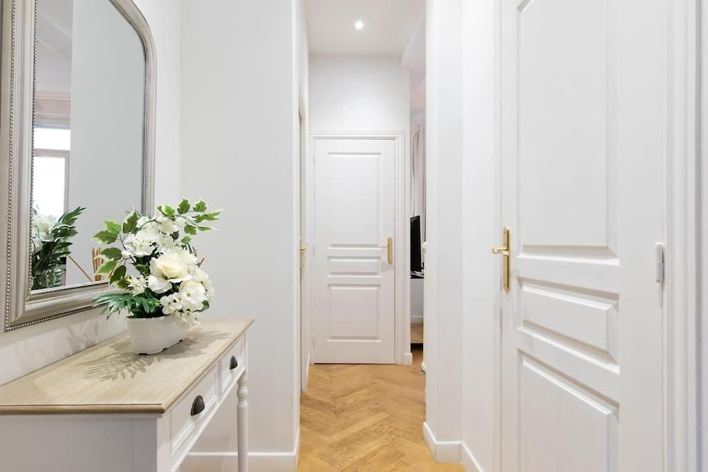 Appartement Promenade, 2pièces Chic Et Clim Avec Terrasse Location éligible Au Bail Mobilité Mobility Lease *