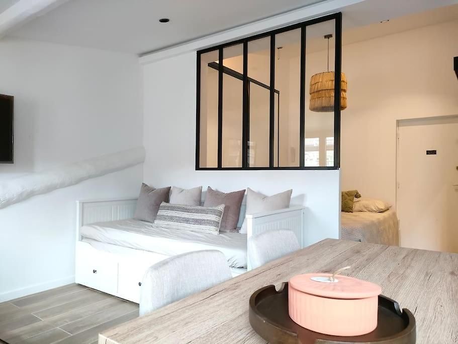 Appartement Joli Port De Nice