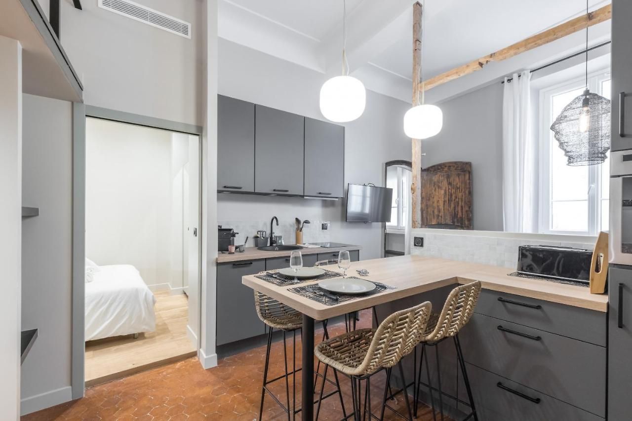 Appartement Charming 2 Bdr Old Town *