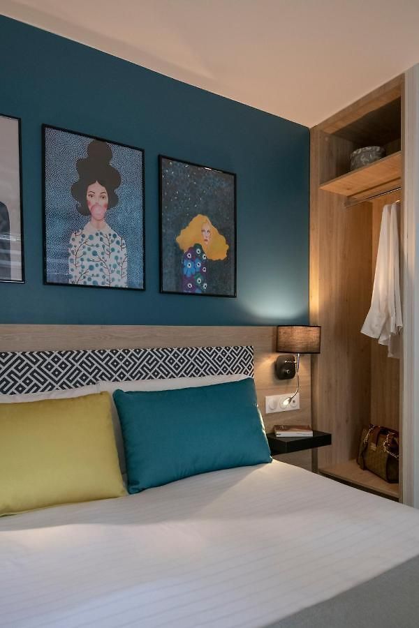 Bristol Hotel 3*