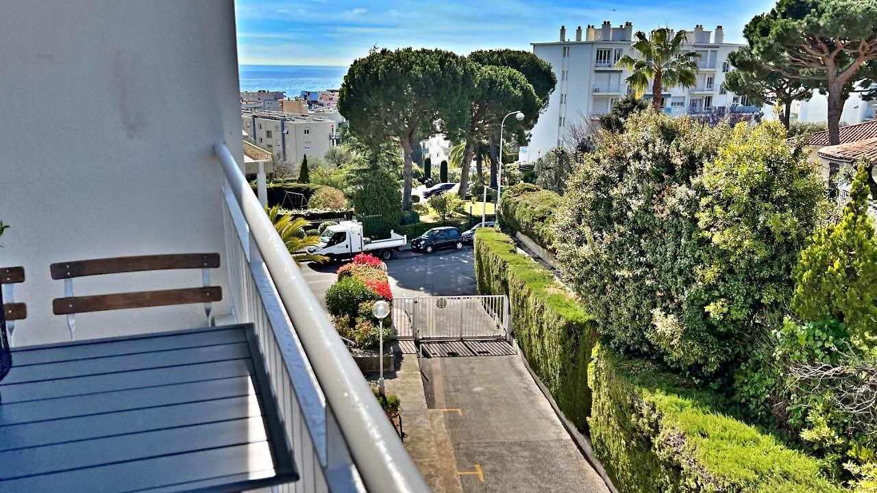 La Lanterna Appartement *
