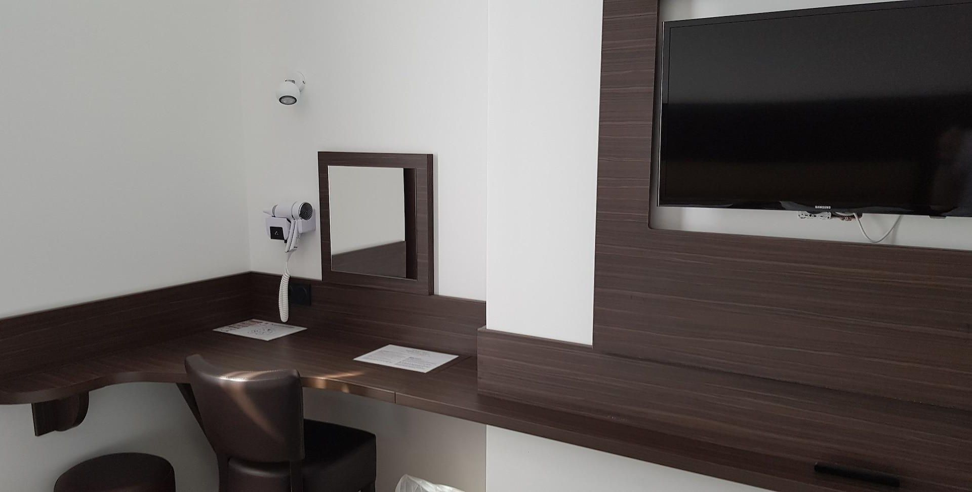 Annexe Hotel