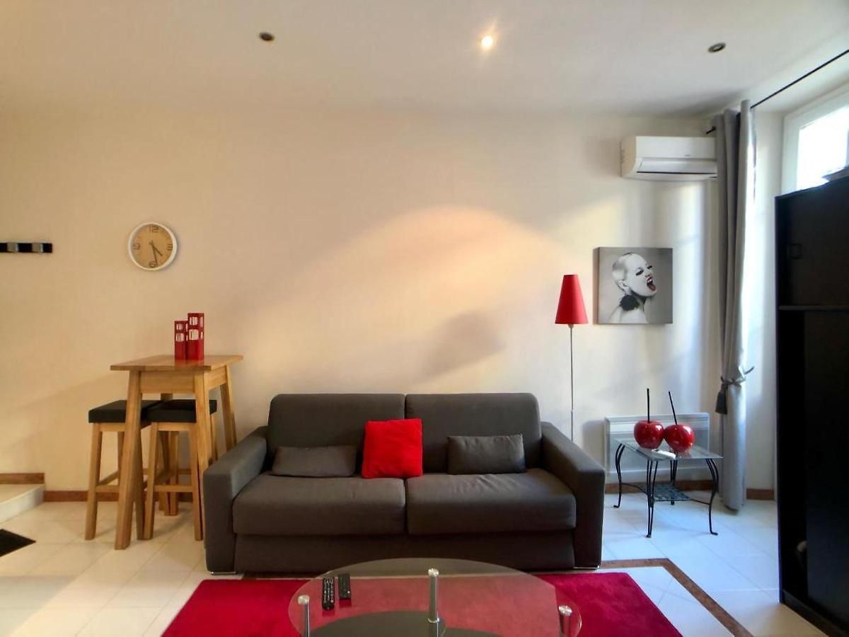 Apartment Maccarani