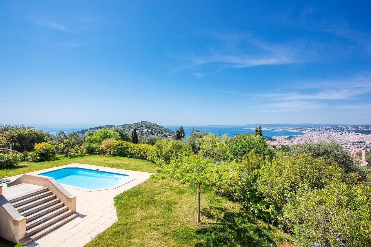 Villa Vinaigrier Hills Vi3086 By Riviera Homes *