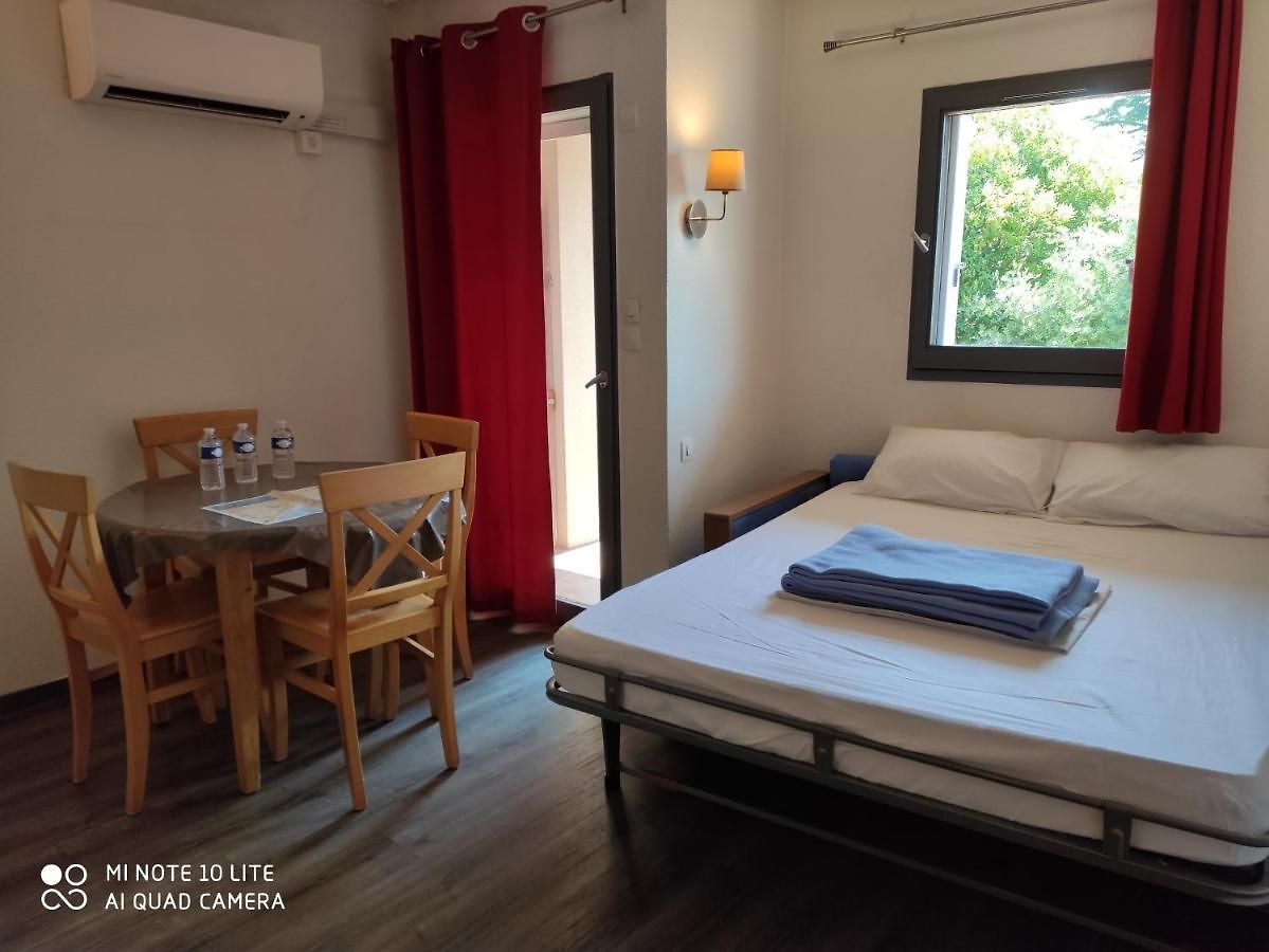 Les Palmiers Apartment *