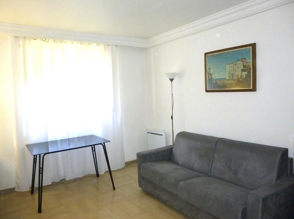 Nice-miramar And Parking Appartement Nice