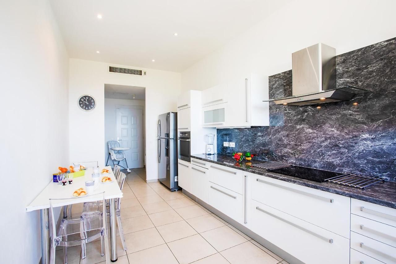 Vinaigrier Hills Vi3086 By Riviera Homes Villa