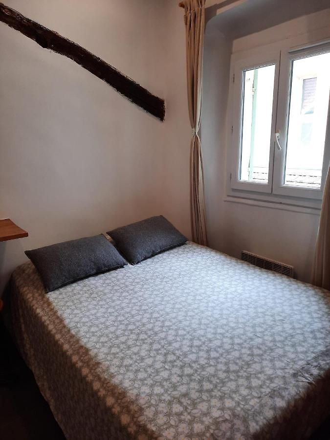 Appartement Studette En Plein Cœur Du Vieux *