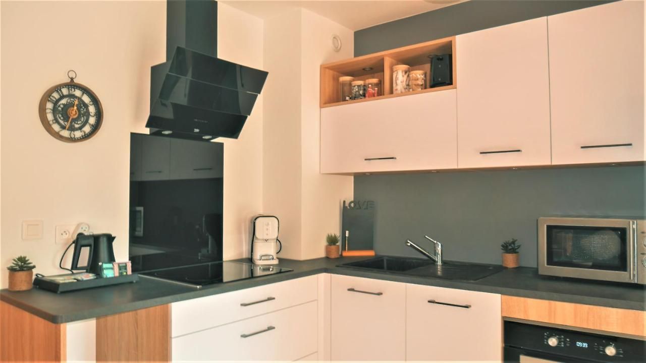 Parc Ferber - Studio, Rez-de-jardin, Proche Mer, Carras Appartement *