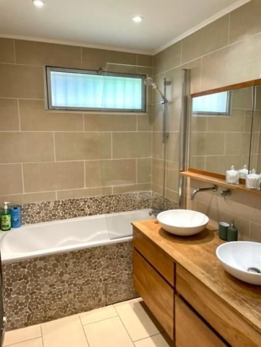 En Résidence Avec Piscine, Cinéma Appartement Nice