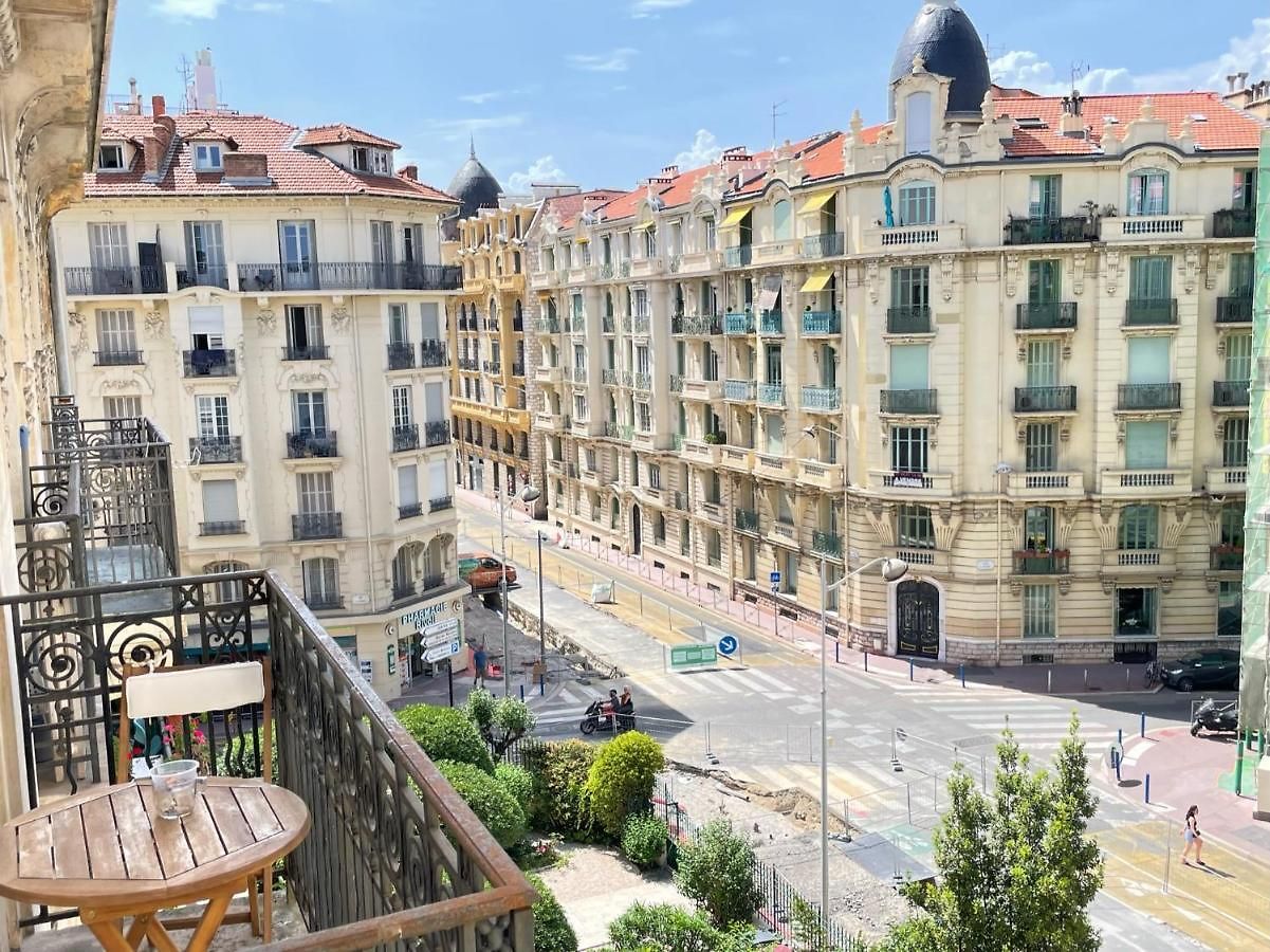 Renting - Buffa - Cosy Fully Equipped - & Negresco Apartment *