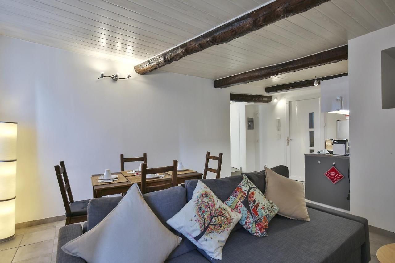 Apartment Jolie 2 Pieces Quartier Bonaparte/ Clim *
