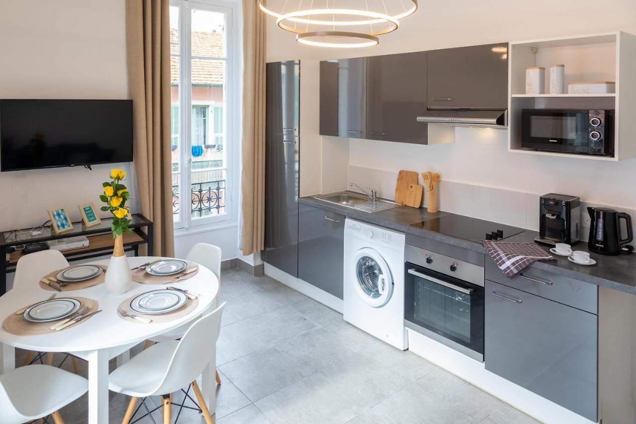 Appartement Lovely With Terrace Centre