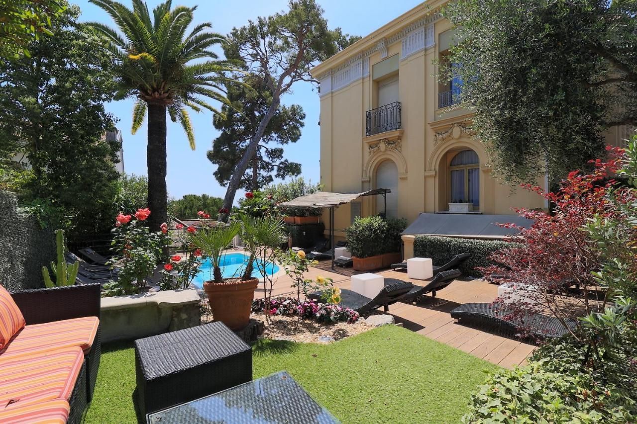 Hotel Petit Palais