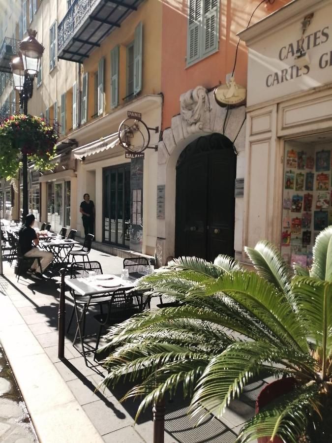 Private Room In The Centre Of Nice Nice