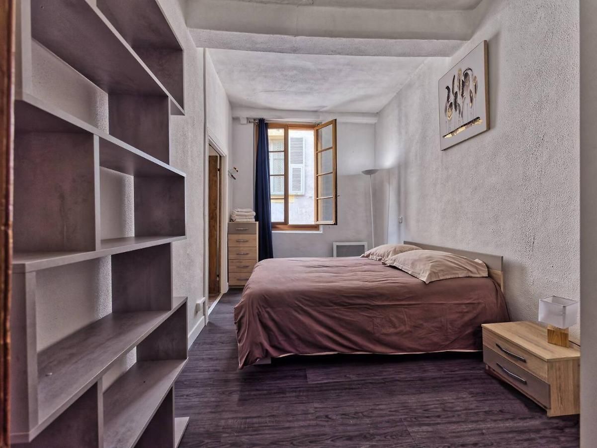 Vecchio Droite Appartement