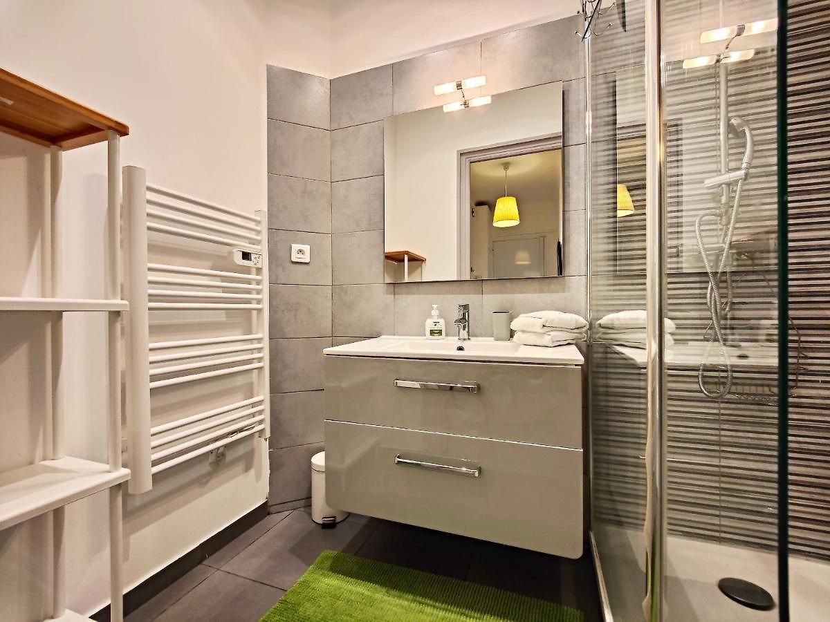 Le Cosy Meyerbeer By Guys Nice