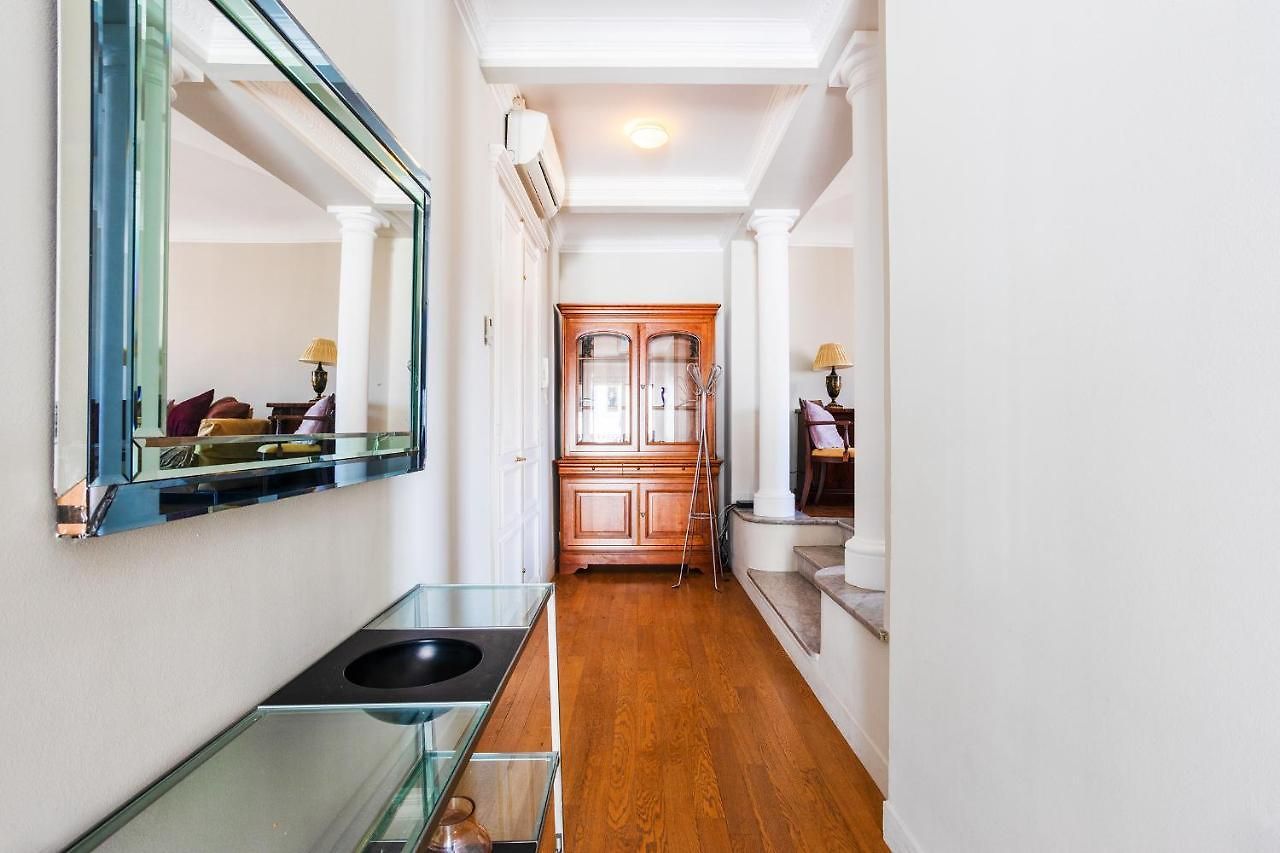 Apartment Lung Arno Ap4300 By Riviera Homes *