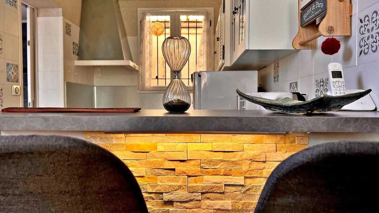 Le Saint Honore A 500 Metres A Pied De La Appartement