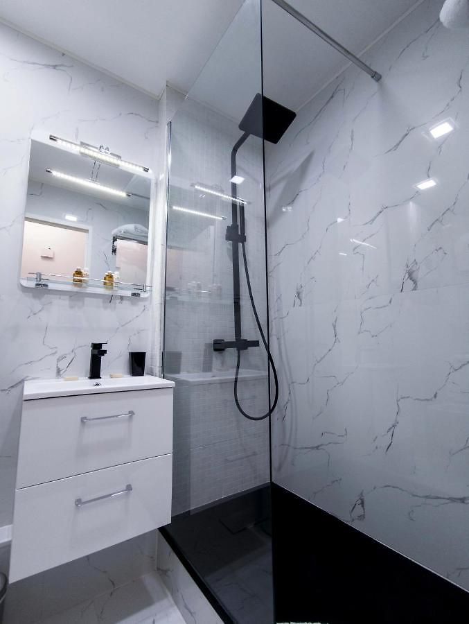 1 Min To The - Kitchen - Tramway - Air Conditioner - Wifi - Promenade Des Apartment Nice