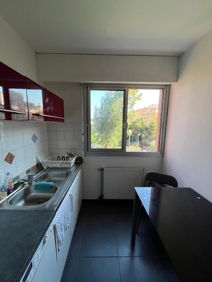 Appartement 2 Pièces Avec Terrasse En Résidence Privée *