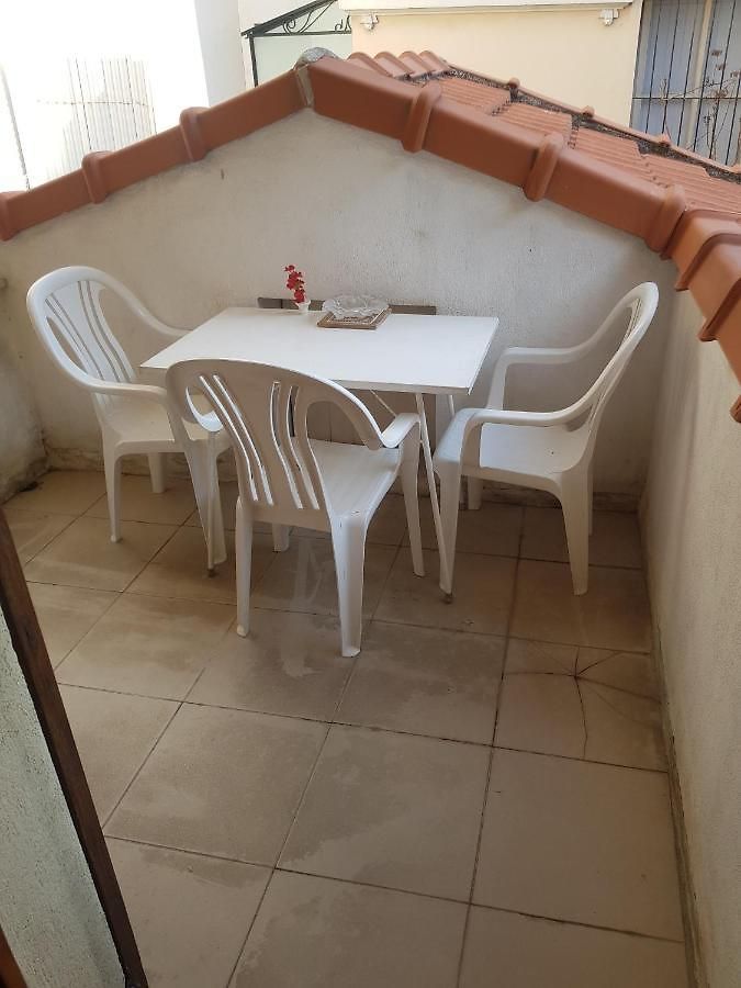 Pour 3 Personnes Au Calme Dans
