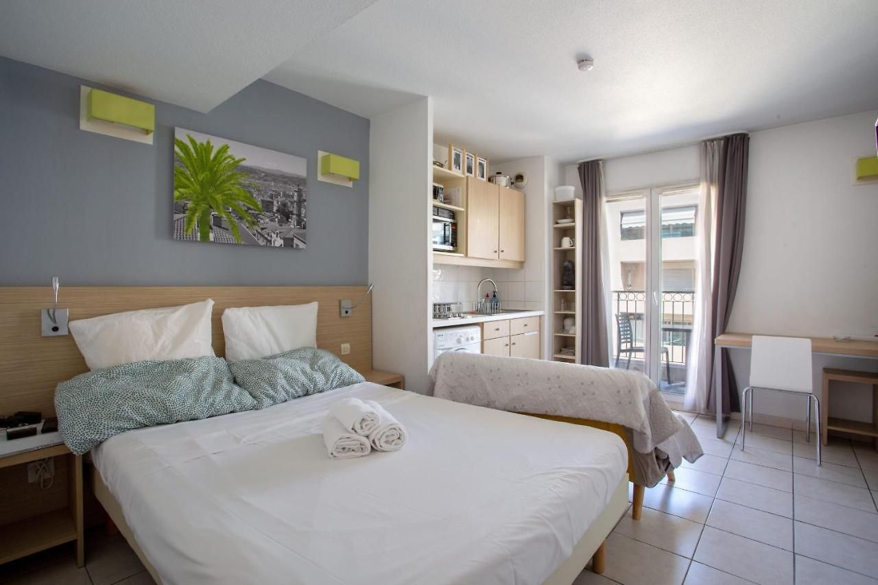 Air-Conditioned Studio With Swimming Pool Close To The Sea *