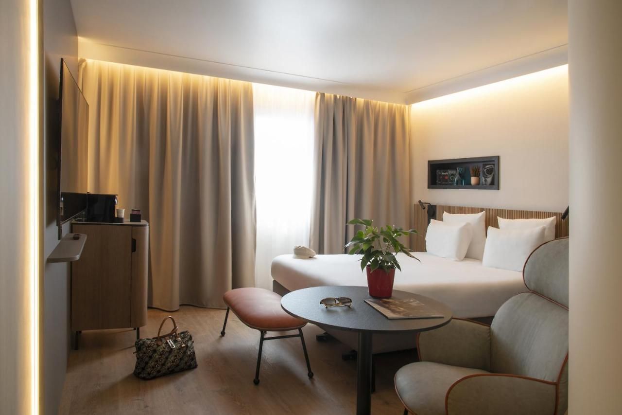 Novotel Arenas Aeroport Hotel