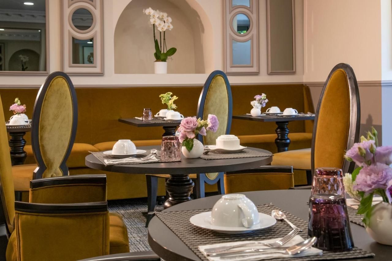 Hotel Petit Palais 4*