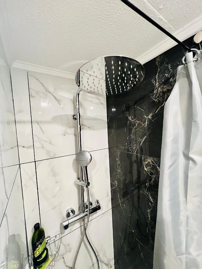 - 100m Plage- Negresco - Ideal Couple Appartement *