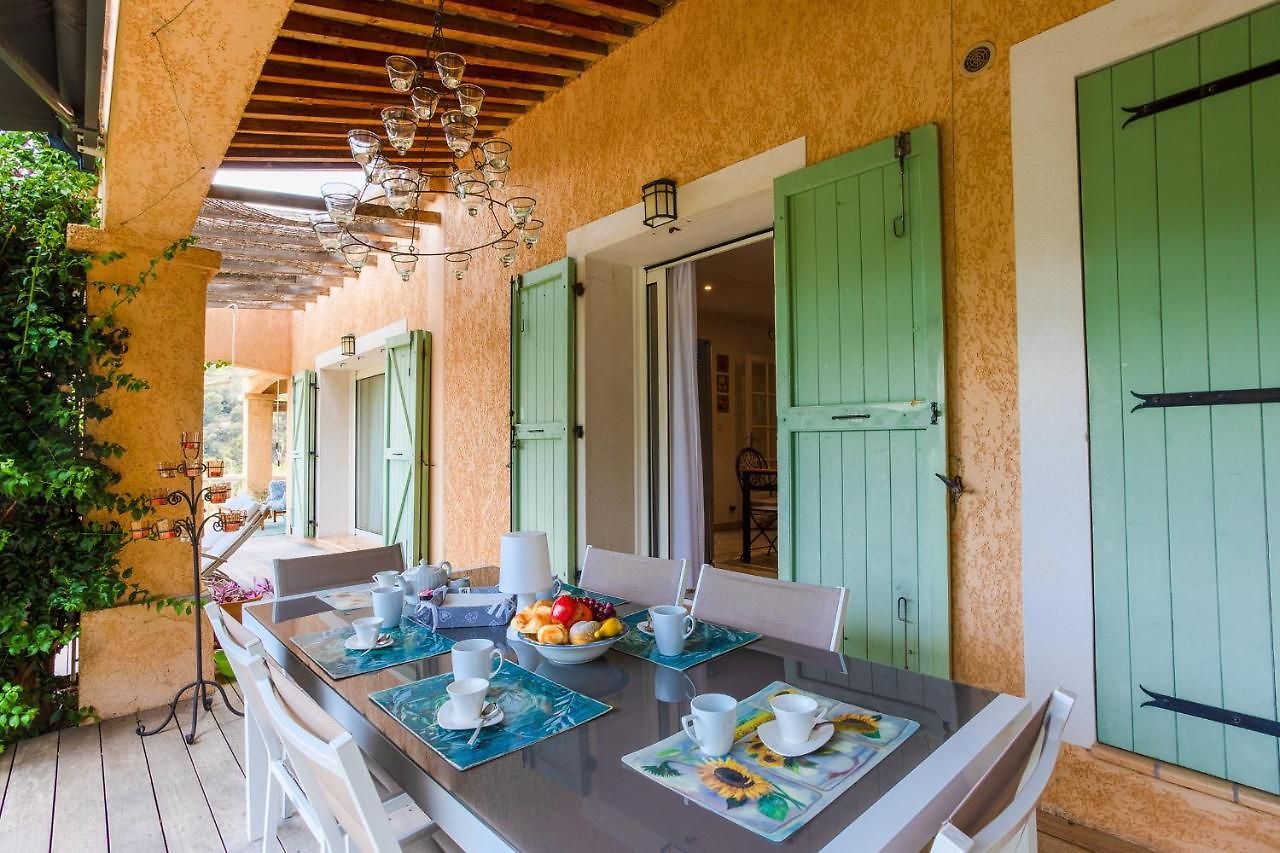 Villa Escalinada Vi4310 By Riviera Homes *