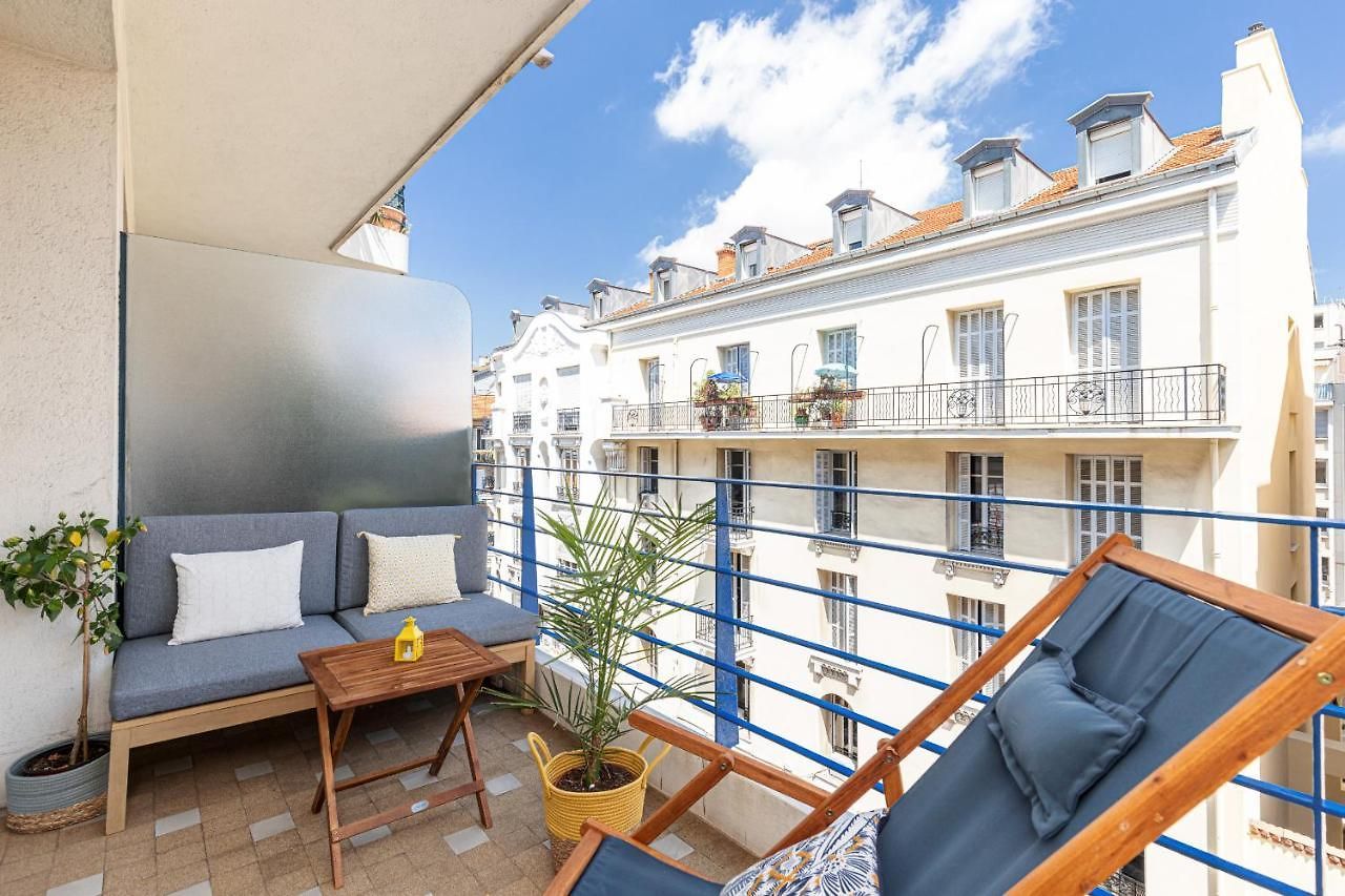 Apartment Quiet 1 Bdr Downtown Terrace Ac & Parking *