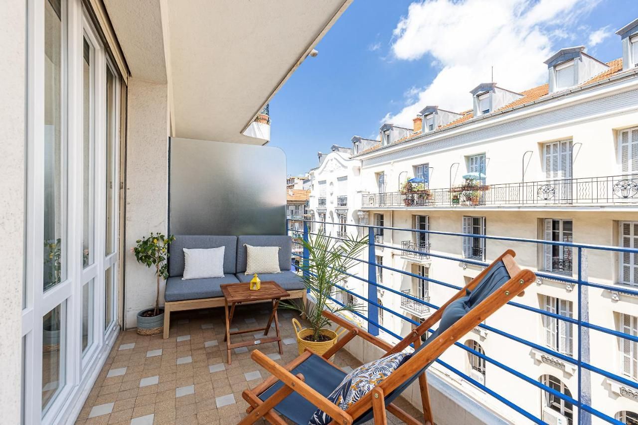 Quiet 1 Bdr Downtown Terrace Ac & Parking Nice