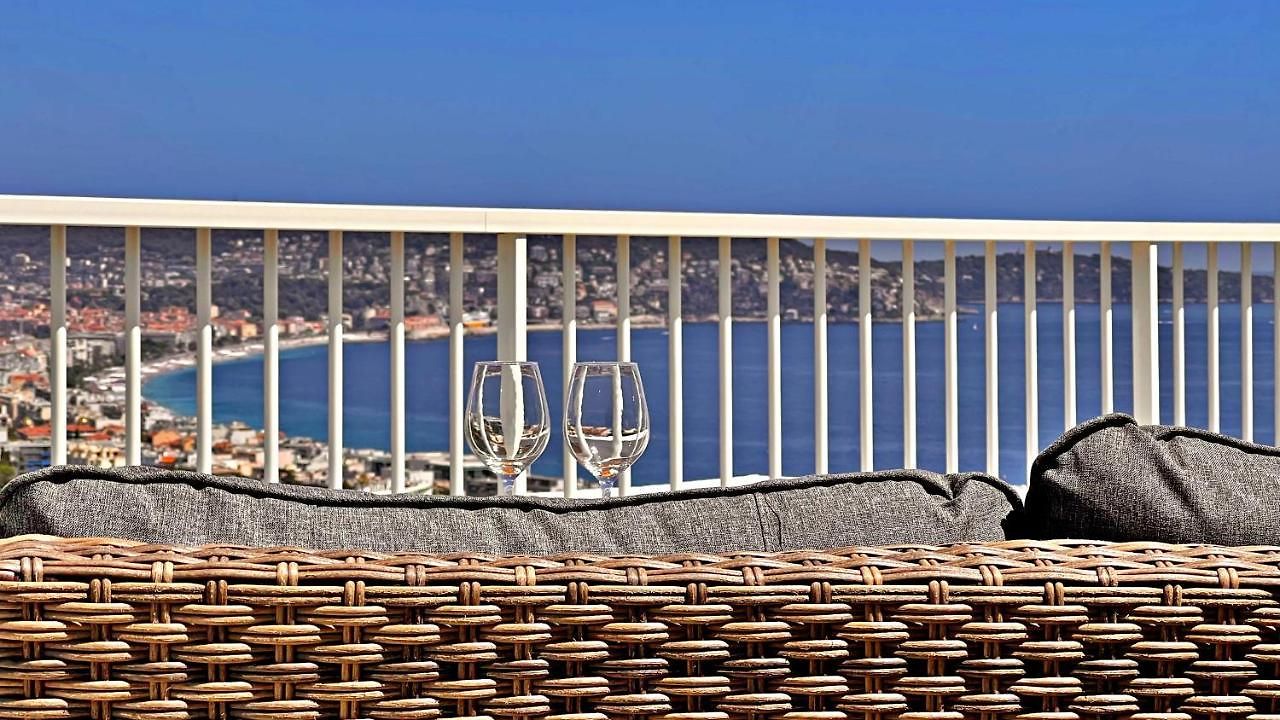 Le Baie Des Anges Rooftop *