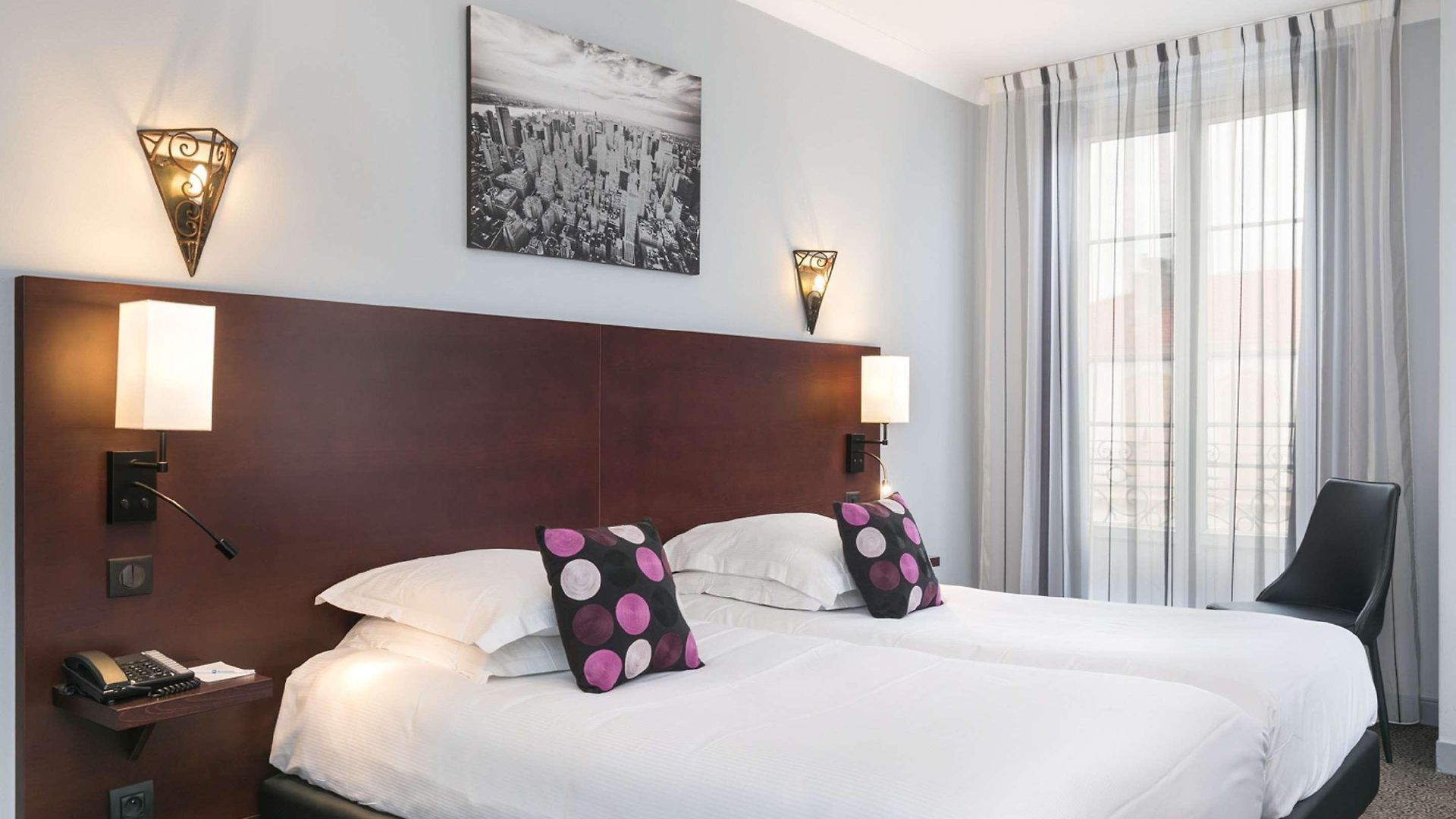 Western Lakmi Hotel 3*