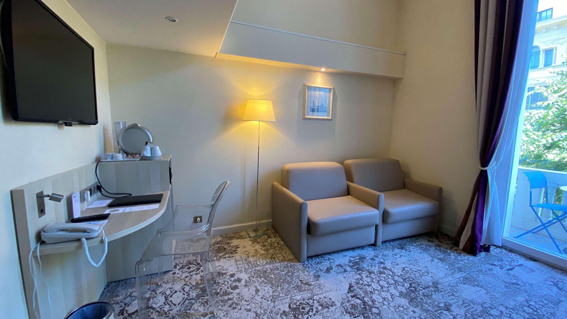 Western Alba Hotel