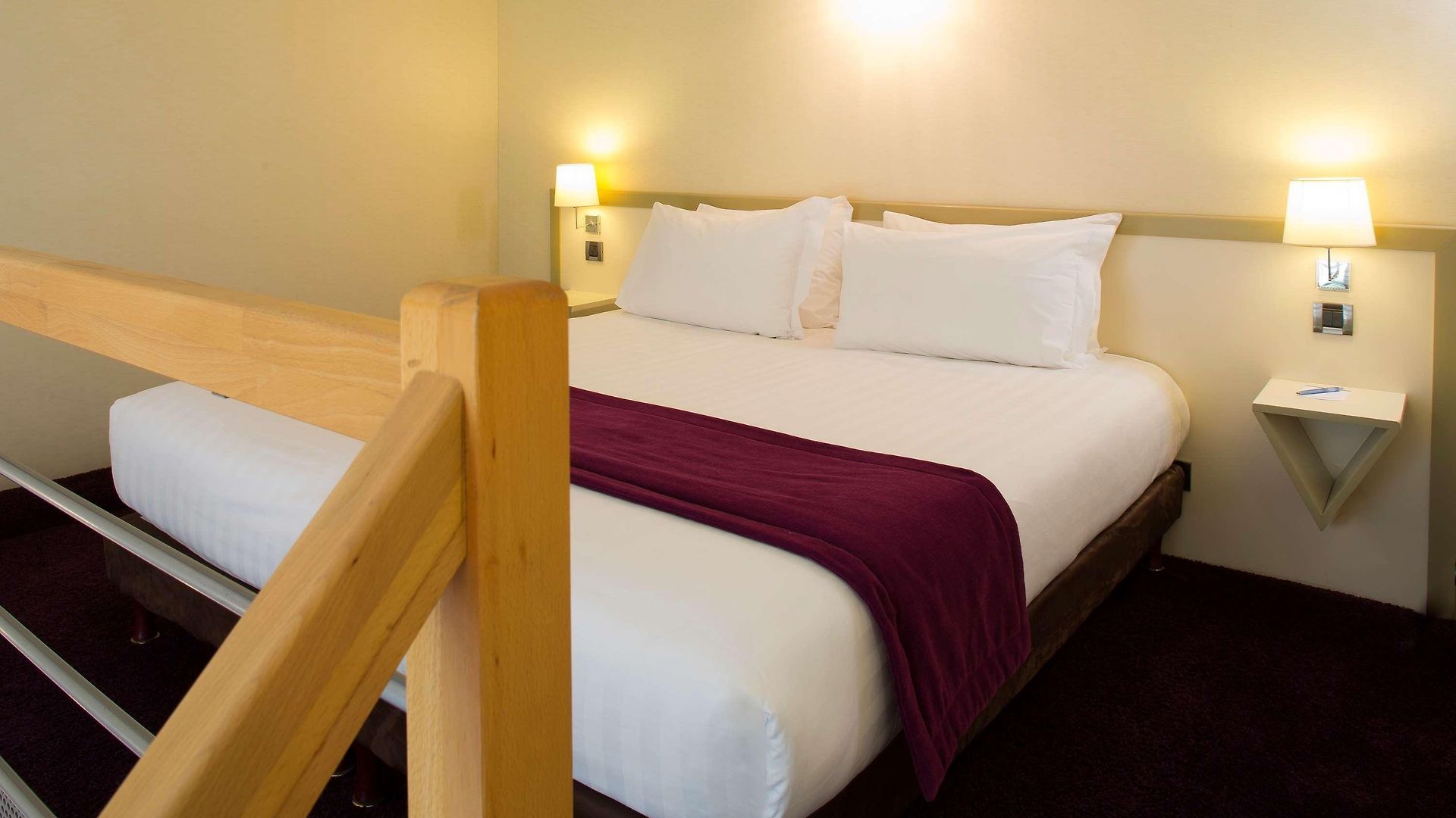 Western Alba Hotel 4*