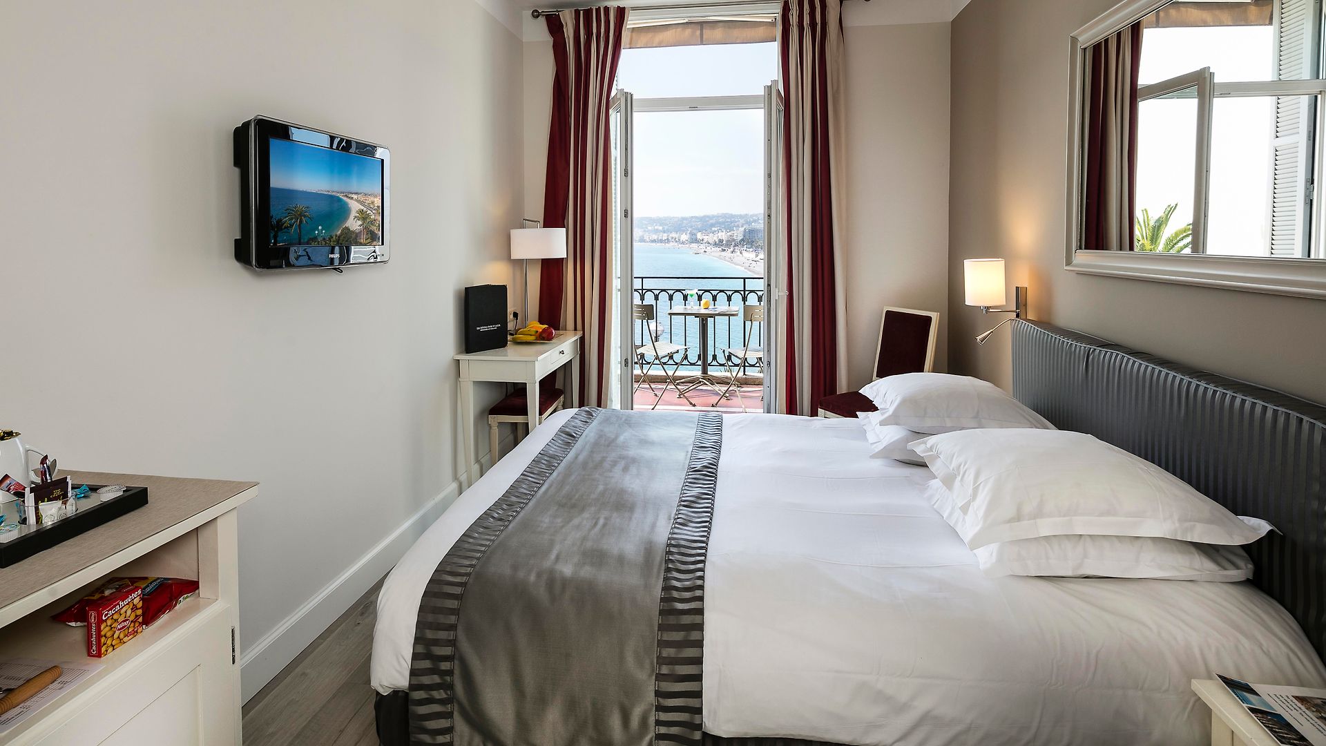 Suisse Hotel