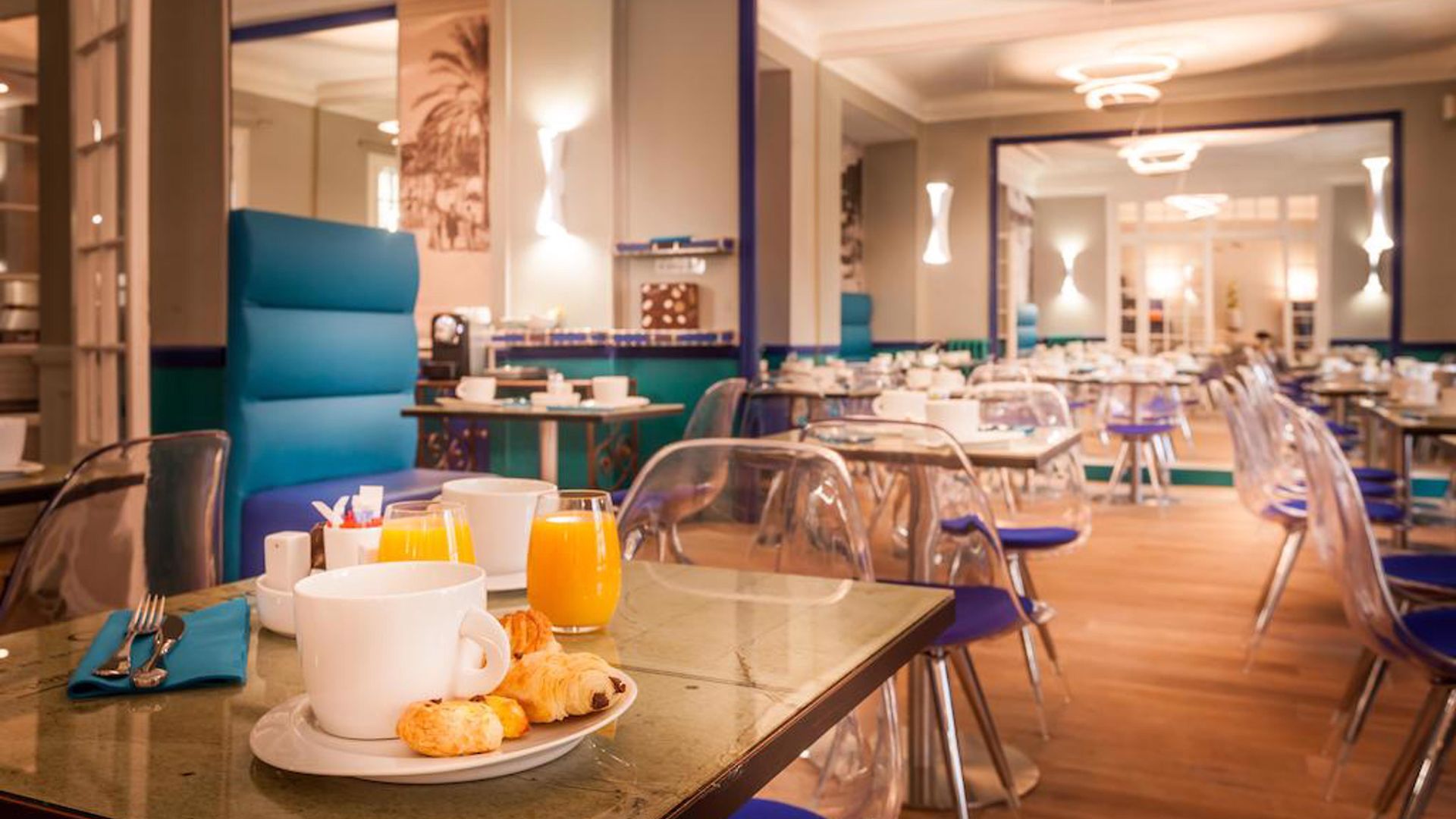 Excelsior Centre Hotel 4*