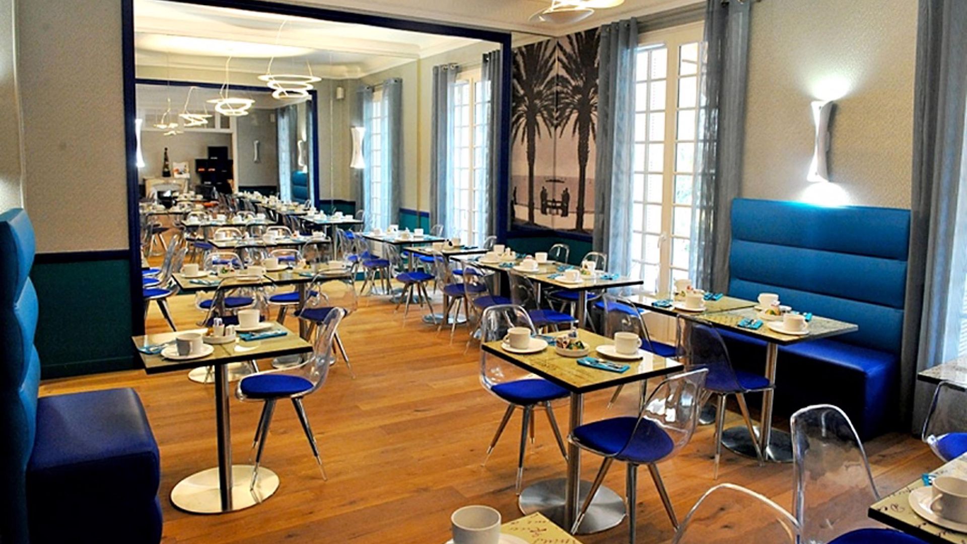 Excelsior Centre 4*