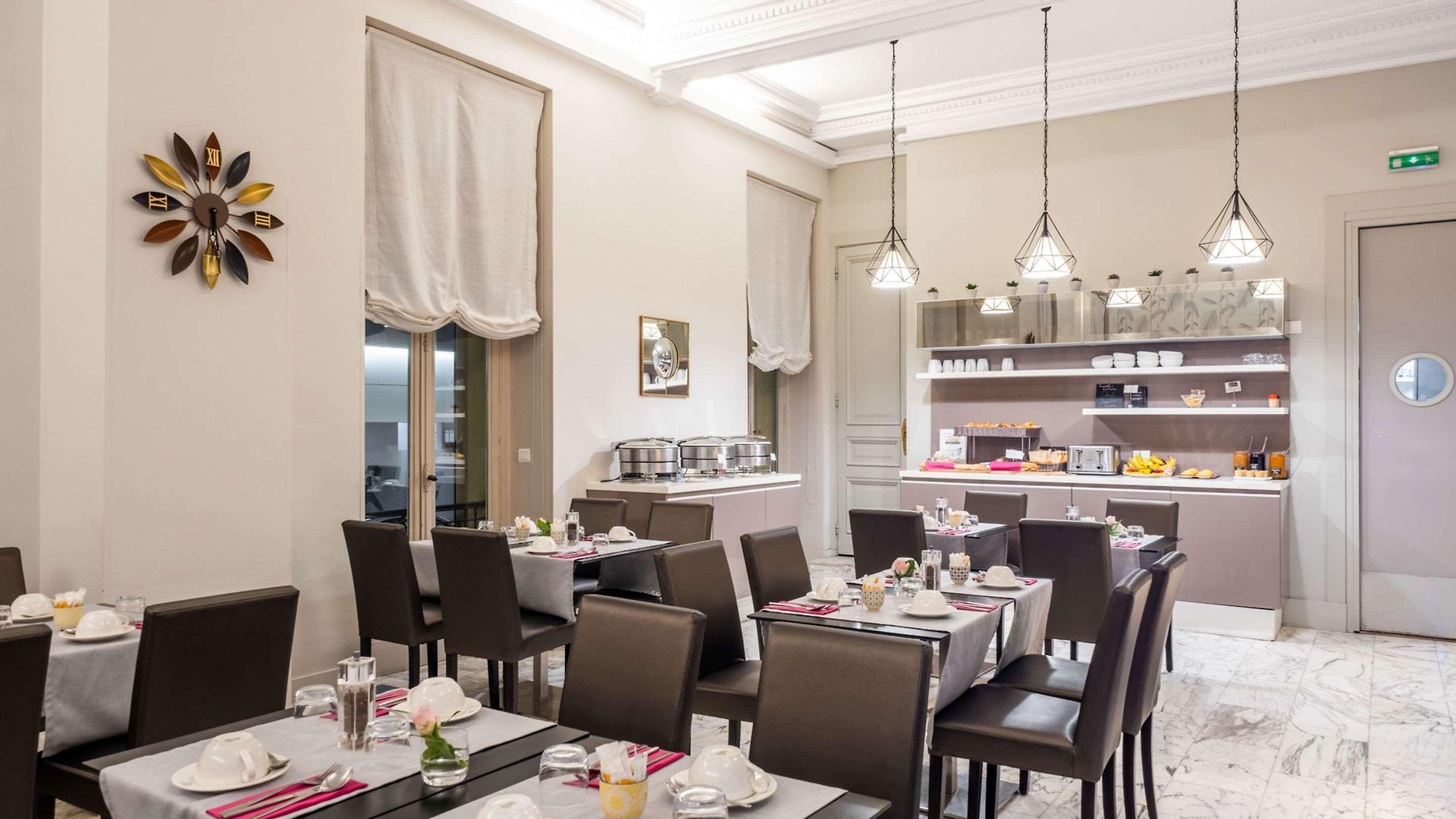 Le Soleia By Inwood Hotel