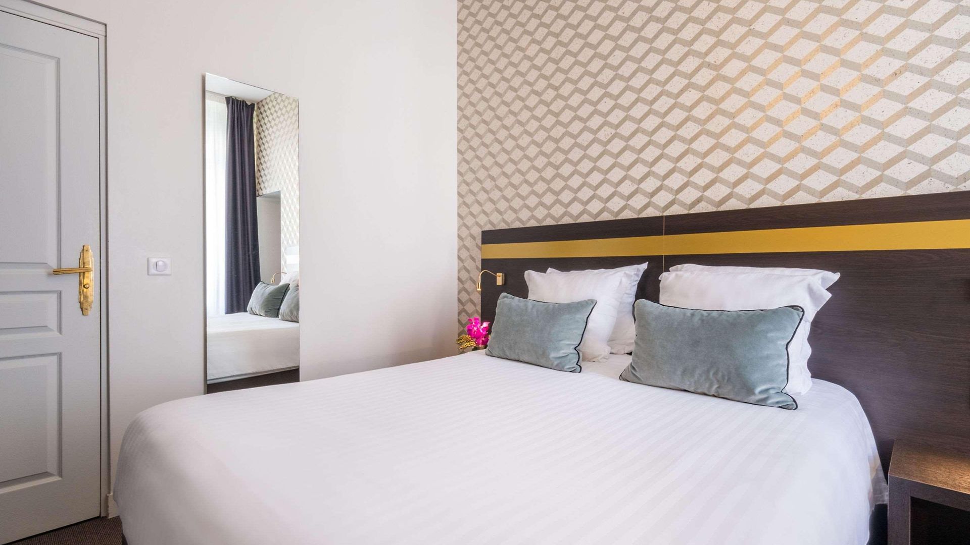 Le Soleia By Inwood 4*